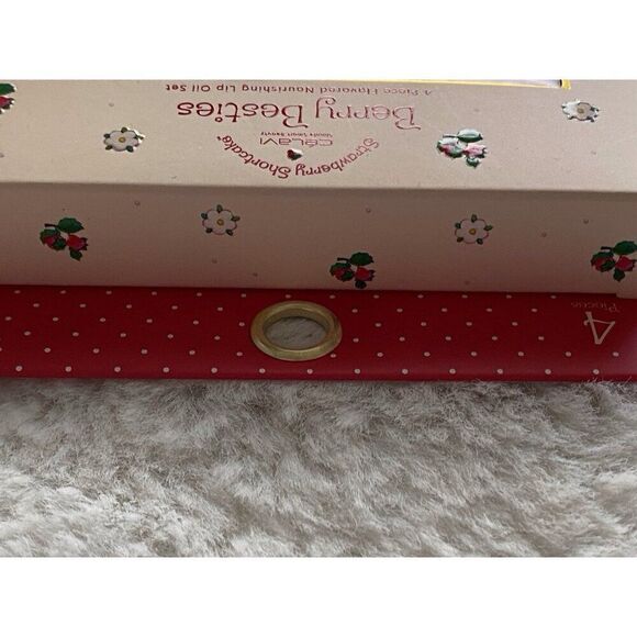 Set Of 4 Celavi X Strawberry Shortcake Berry Besties Lip Oil SET Peach Raspberry - Picture 8 of 12